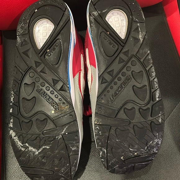 Men’s Size 8.5 Saucony - Picture 7 of 7